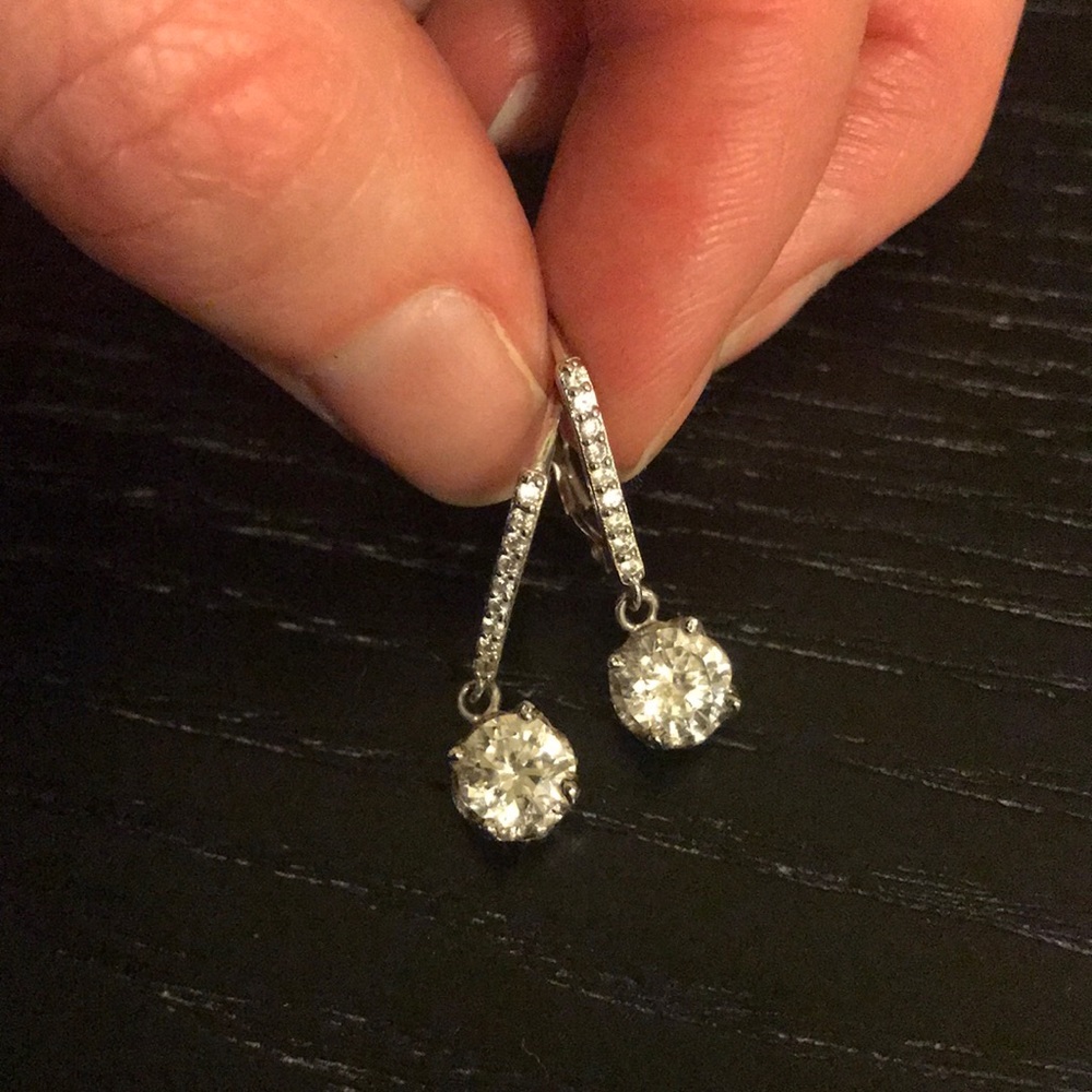 Designer costume round pendant earrings